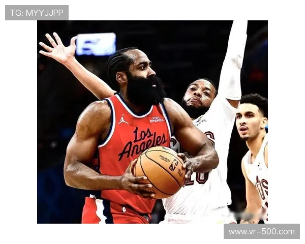 交易截止日汇总：哈登换加兰、浓眉1换9，联盟格局重塑