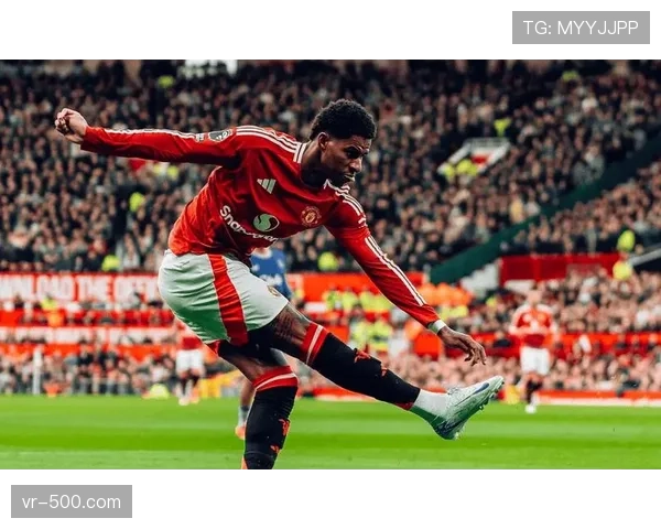 曼联对阵埃弗顿半场1-0，拉什福德第23分钟单刀破门